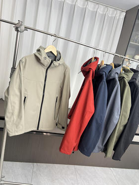 【特价福利】户外机能！三防黑科技！秋季男女外贸防风防水连帽软壳冲锋衣外套