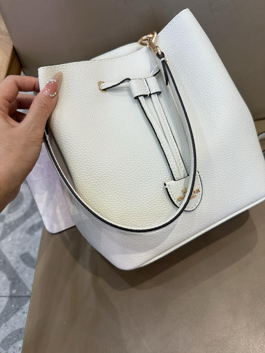 秋冬特惠💰540 蔻驰CBH07 CBH06 经典老花Rowan抽绳单肩斜挎水桶包 子母包 商品图5