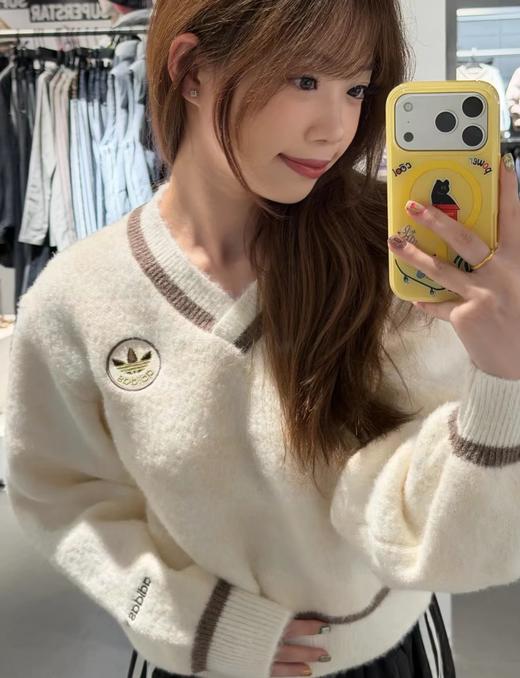 F020136新款三叶草千鸟格毛绒V领套头短款针织毛衣 商品图4