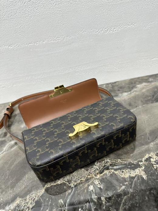 赛琳 凯旋门 TRIOMPHE标志腋下包（LZ） 商品图3