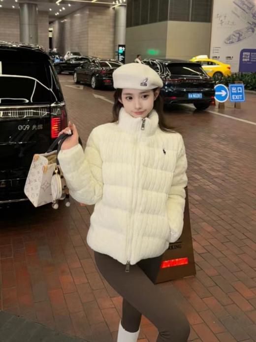 F020102复古时髦精典logo刺绣羊毛针织面包羽绒服女款 商品图8