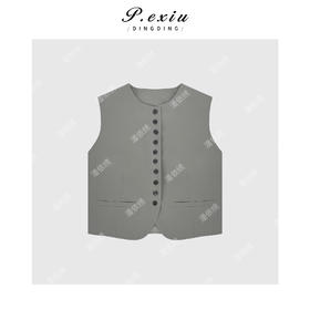 04-2潘依绣丁丁宠粉圆领复古基础单排多扣宽松叠穿韩版马甲Q8753