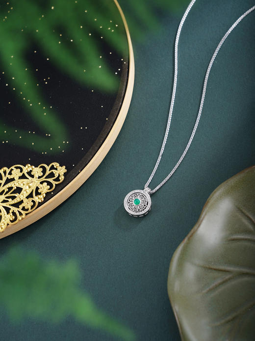 子佩集【芳菲启运】银S925套链【V10199HPSA】项链时尚可转动绿点太阳花2601 商品图7