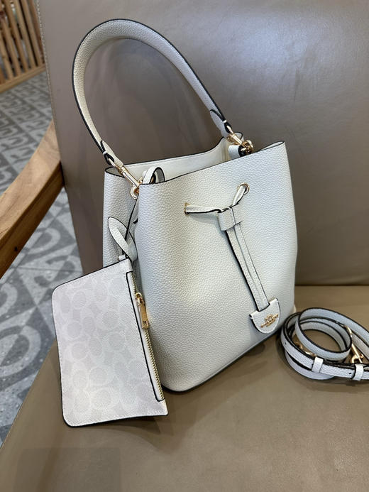 秋冬特惠💰540 蔻驰CBH07 CBH06 经典老花Rowan抽绳单肩斜挎水桶包 子母包 商品图2