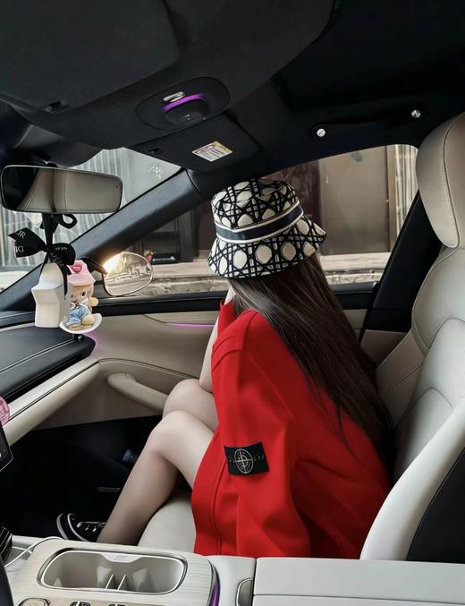 F020121新款徽章立领拉链单排扣针织外套新年红针织开衫 商品图4