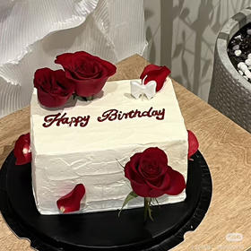 炽爱（提前一天预定根据当天花材随机搭配，方形显小！）