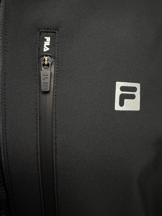 斐乐护科技官方男士梭织软壳连帽外套|冬季运动全能防护冲锋衣连帽外套防风外套 商品图6