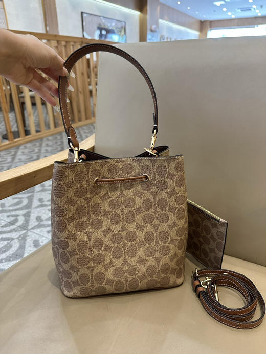 秋冬特惠💰540 蔻驰CBH07 CBH06 经典老花Rowan抽绳单肩斜挎水桶包 子母包 商品图4