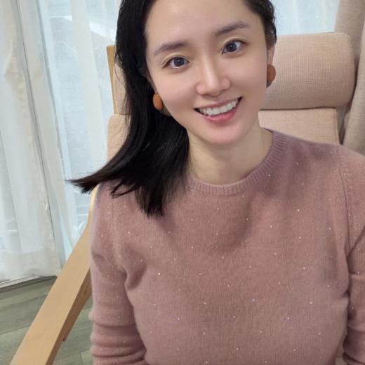 【咕咕同款】PALUOPO/PL100% 山羊绒圆领女款奶茶粉色 细闪 羊绒衫ET20008R-C1帕罗 商品图2