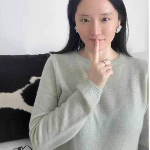 【咕咕同款】PALUOPO/PL100% 山羊绒圆领女款奶茶粉色 细闪 羊绒衫ET20008R-C1帕罗 商品图3