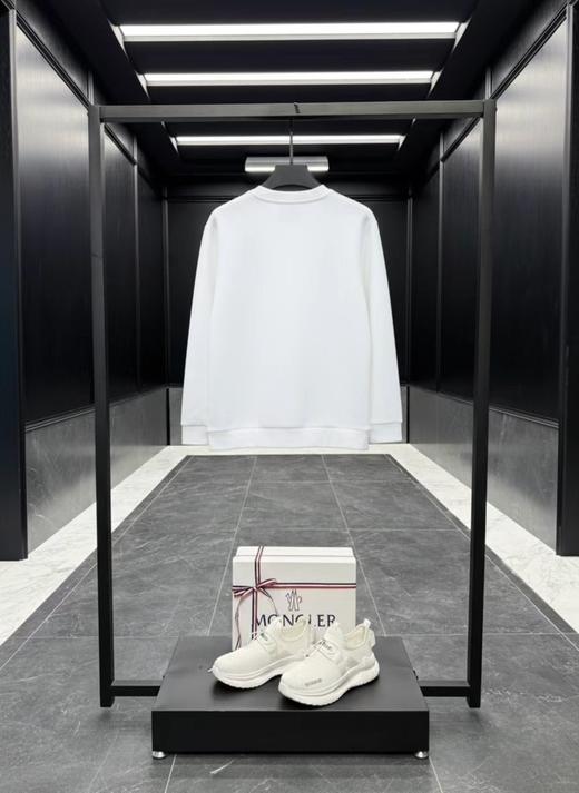 F020105胸前刺绣植绒硅胶三D一体化设计圆领卫衣男女同款 商品图10