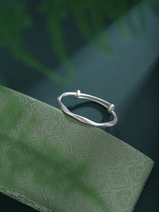 子佩集【萌咪出动】银S9999童镯【TB0620910】儿童猫咪麻花古法2601 商品图6