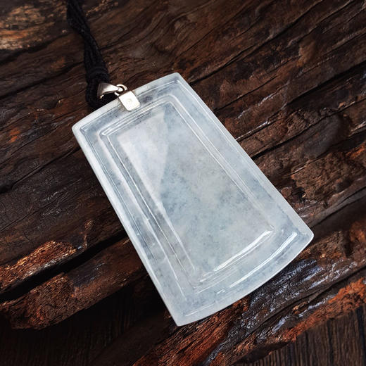 【天然正品】A货翡翠AU750收藏级白金镶天然细腻木那雪花棉冰种山水平安无事牌翡翠吊坠项链71.8*40.4*6.1MM（皆取最大值）131125AH19 商品图6