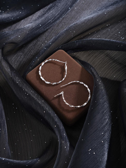 子佩集【闪耀之瞬】银S925耳环【YEH-0988100XQ】时尚扣环圆圈2601 商品图3