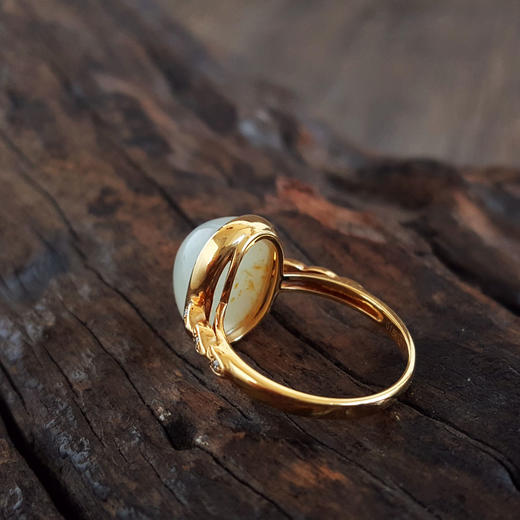 【天然正品】AU750黄金镶钻镶天然新疆籽料细腻一级白油润度佳蛋面和田玉戒指12号（戒圈可改）170126NJS72 商品图6