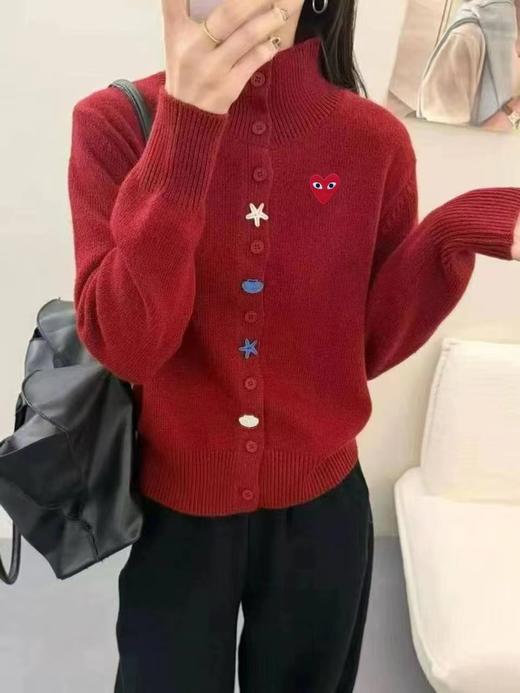 F020133春节穿搭门襟彩色装饰扣半高领设计针织开衫女款 商品图9