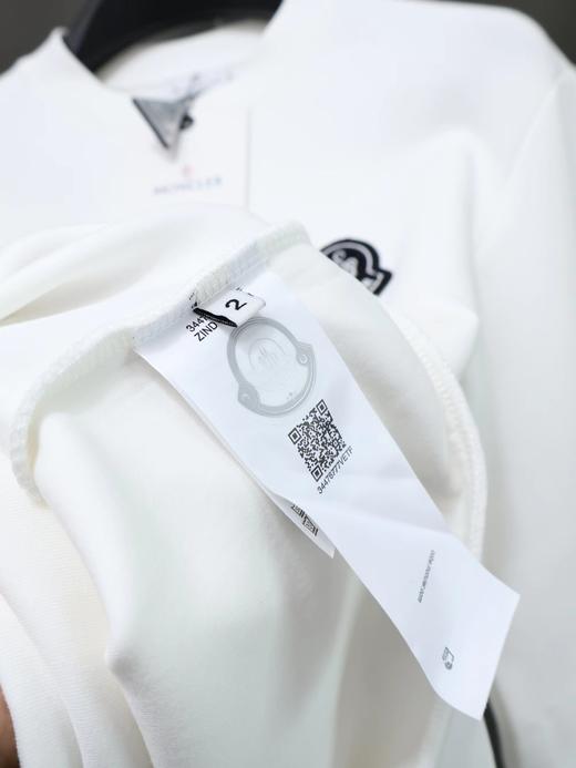 F020105胸前刺绣植绒硅胶三D一体化设计圆领卫衣男女同款 商品图11