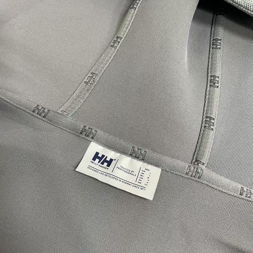 原单正品HH海丽户外salt系列透气弹力运动拉链帽衫

灰色L XL XXL 藏青XL  

网眼复合面料 有一定厚度 口碑非常好的一款  用料 设计都在线 带弹力 上身非常舒适 商品图12