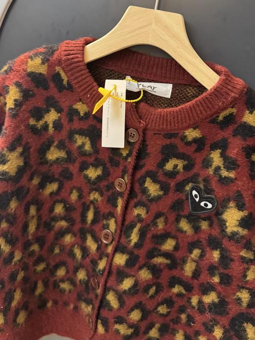 F020132风格复古且野性的豹纹针织开衫毛绒感针织毛衣 商品图8
