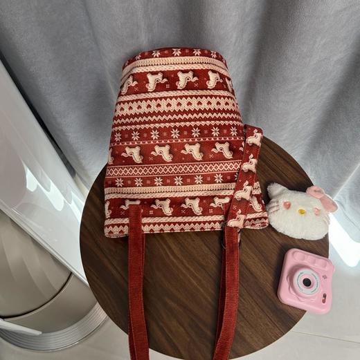 2026新款马上快乐大容量水桶包国风女高级感女包ins风斜挎包 商品图1