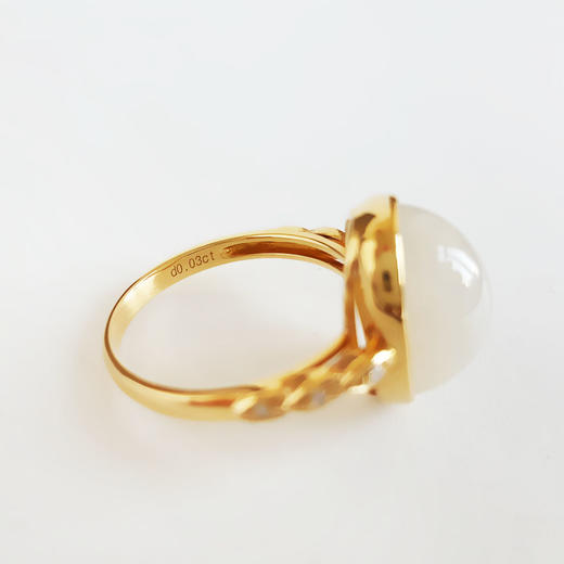 【天然正品】AU750黄金镶钻镶天然新疆籽料细腻一级白油润度佳蛋面和田玉戒指12号（戒圈可改）170126NJS72 商品图3