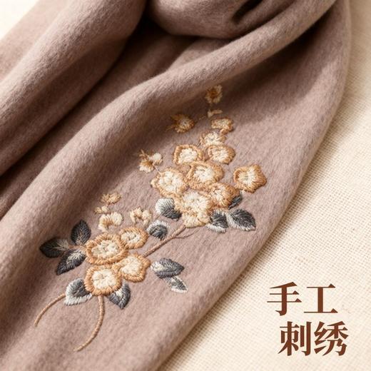 上海故事刺绣羊毛披肩围巾冬季围脖新款长辈妈妈礼盒生日礼物 商品图2