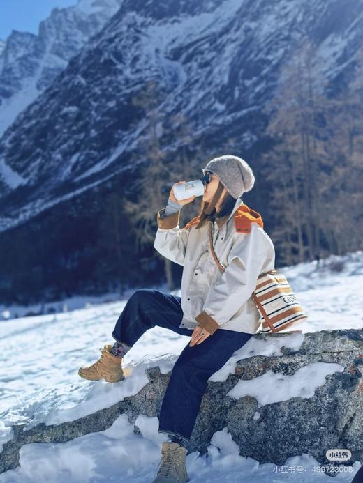 一店d  𝐁𝐚𝐫𝐛𝐨𝐮𝐫&𝐊𝐚𝐩𝐭𝐚𝐢𝐧联名夹克 重新定义了“可玩性” 真的太酷了！英伦经典与日式户外美学的惊艳碰撞绝对是时尚圈的又一大经典传奇 商品图0