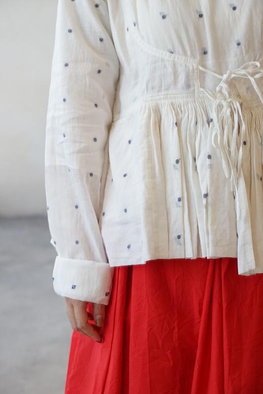 Khadi and Co绑带褶皱细节感衬衣 商品图11