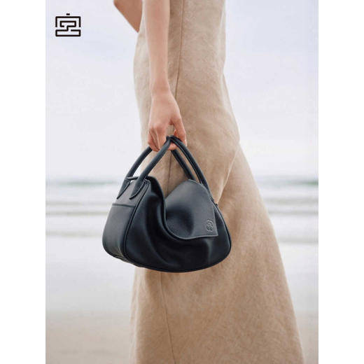 丁摩宫选元宝包头层牛皮枕头包单肩斜挎包通勤腋下包ALW 商品图3