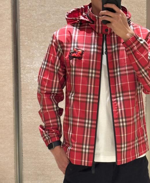 男款马年格纹可收帽外套ho007 商品图3