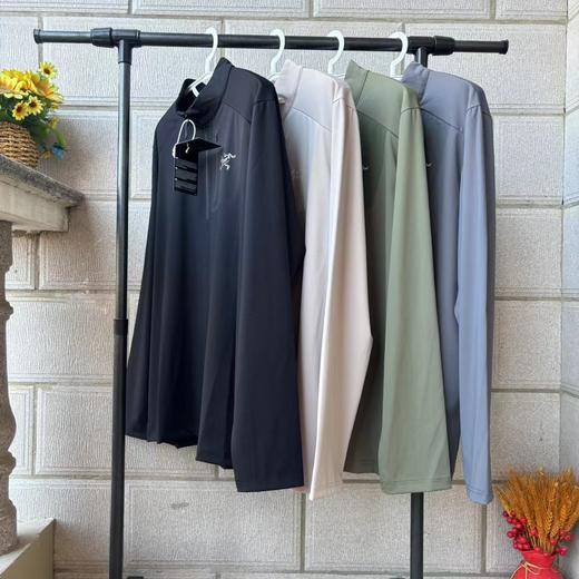 F020247秋季款男士全天候户外运动高弹透气速干半拉长袖上衣 商品图1