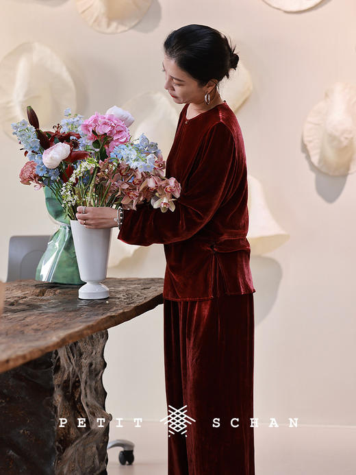 Petit Schan小闪 CLO#1038 A Moveable Feast 流动的盛宴 新年限定款重磅真丝丝绒染色套头上衣/裤子 商品图0