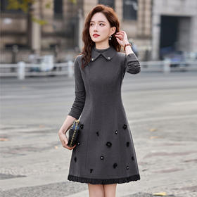 「自」全新升级【铂金会员330/天猫439/差价109】(99032)洛诗琳纯色针织衫+拼接翻领钉珠无袖背心裙两件套