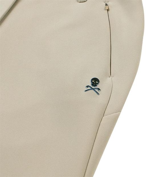 M&L家新款女款加绒长裤来了！寒潮来临刚需加绒裤来了！本季最后一款加绒款式，里面是拥有超细纤维所具有的绒层，这个触感超级软糯舒适，可以很好锁住空气中的热量，从而达到蓄热的保暖效果！ 商品图2