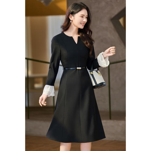 【女主角小黑裙】米思阳2026春季新款极简风小黑裙立体剪裁高级质感连衣裙5768 商品图1