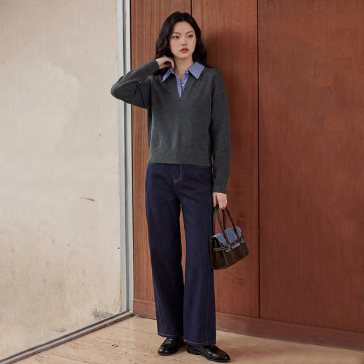 西遇格纹拼接假两件灰色毛衣女2026年春季新款宽松休闲翻领上衣10260051 商品图1