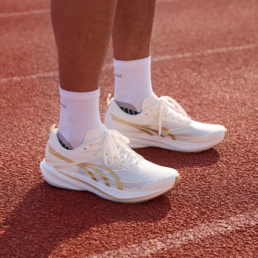 多威征途4代新款马拉松训练运动体测男女跑鞋MR36218 商品图3