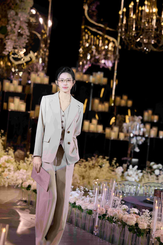 法小曼*子珍杏色西装马甲三件套主持人日常通勤上班 商品图0