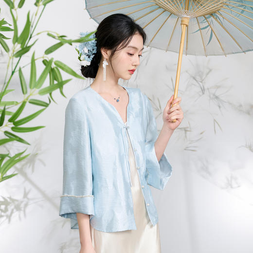 三彩【青青子衿】2026春季新款七分袖V领提花外套盘扣开衫宽松C 商品图2