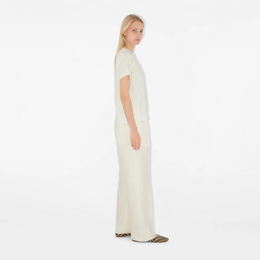 【二】BURBERRY 巴宝莉 女士格纹马术骑士徽标标签棉质圆领短袖T恤 白色 8104886 B7078 商品图3