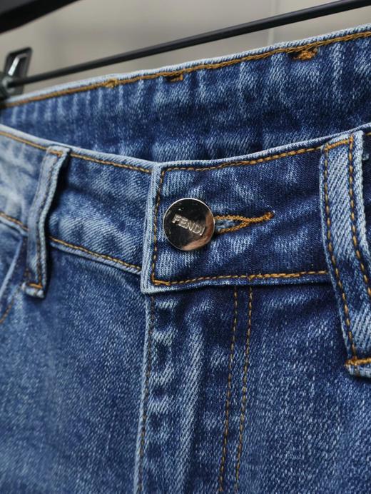 F020232新款2026男士水洗休闲百搭牛仔裤 商品图4