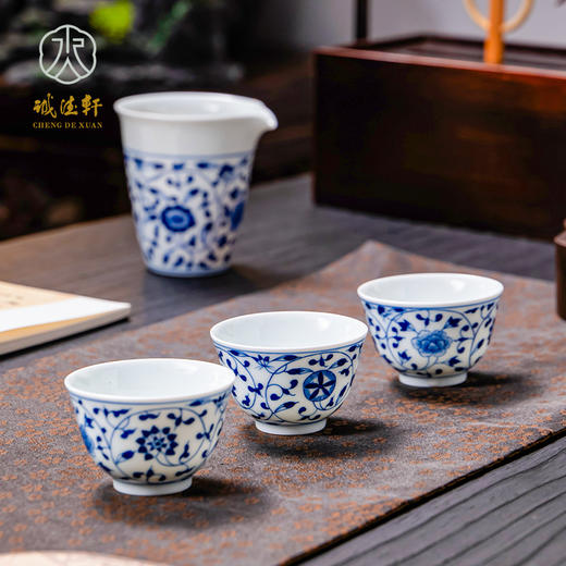 青花颜色釉 玉润清澜（串枝莲）8头茶具套组【首发】 商品图1