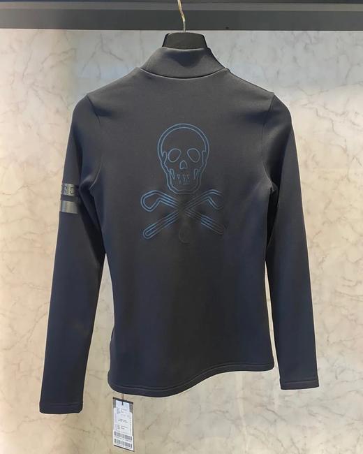 M&L家新款女款立领磨毛长袖上衣来了！市场高品质❗️胸前金属光立体logo印花，与袖子上条纹互相交汇呼应，极简时尚风格设计，磨毛抓绒弹力面料，秋冬保暖！立体拔胶印，工艺精湛，带着金属光泽非常美丽炫彩！ 商品图5