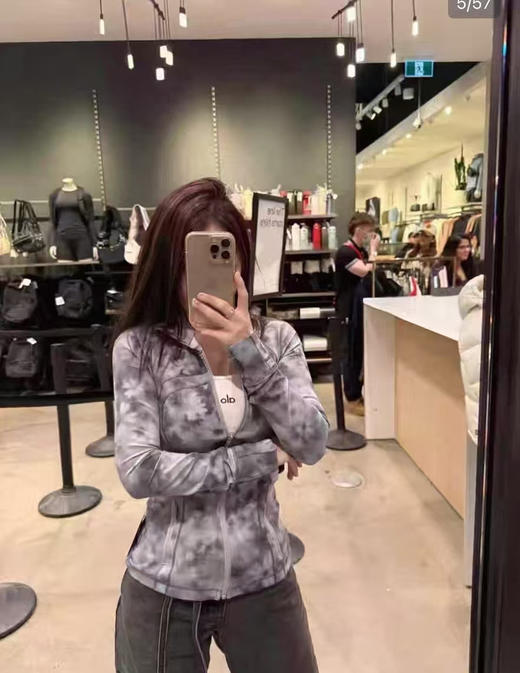 🉐699美国直邮！肯豆同款，Lululemon 星空扎染define 2/4/6/8/10/12， 95斤以下穿2，每个码只有一两件 商品图6