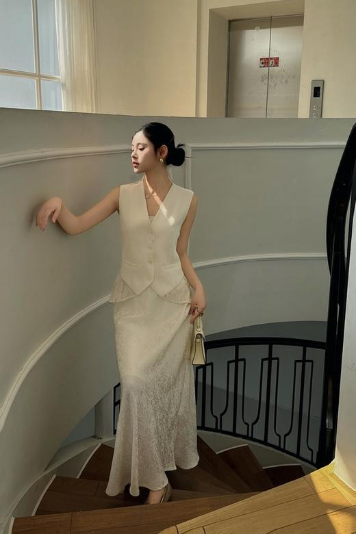 Le Malene 性感后背透明蕾丝拼接西装马甲 22399 商品图1