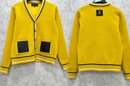 M&L家新款女款针织厚款开衫外套来了❗️情侣款 ❤️今年主打-有设计感又耐看，不是薄薄一件，实打实的用料，保暖实穿，带着暖意，版型都是很经典的, 穿起来也没什么可挑剔的了！ 商品图2