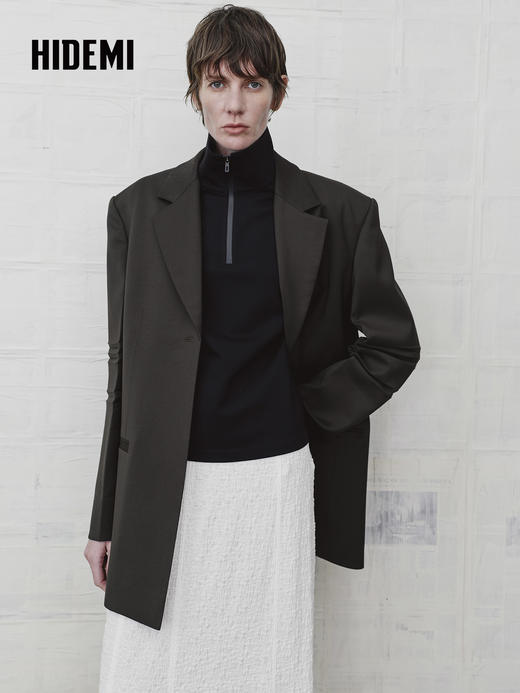 HIDEMI 设计感美丽奴羊毛翻驳领短款西装外套 商品图3