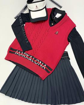 M&L家新款秋冬男女同款浮雕立体💀针织背心来了！这款骷髅头真的是太火了 ！！！特别是这款背心真的一眼就爱！🇰🇷客户出了几次货都没有剩余，好不容易抢到一批现货，100%高密进口尼龙功能纱线!