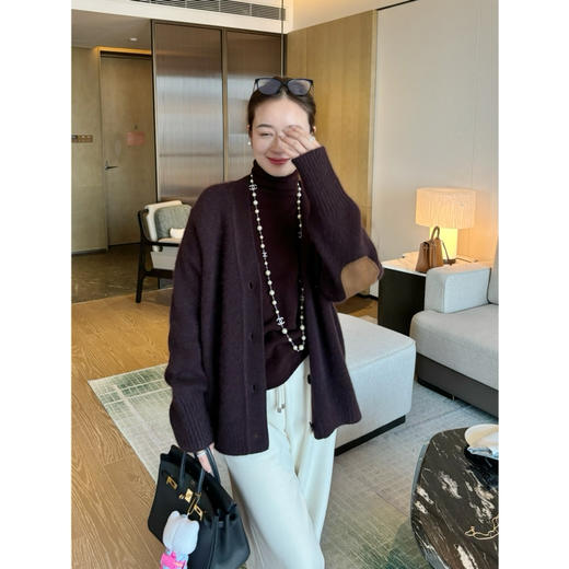 2602102  英国🇬🇧邓肯 羊绒 开衫，重磅收官 商品图3