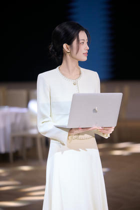 法小曼*子珍专区白色面试商务主持人西装套裙女小香风教师录课演讲职业套装